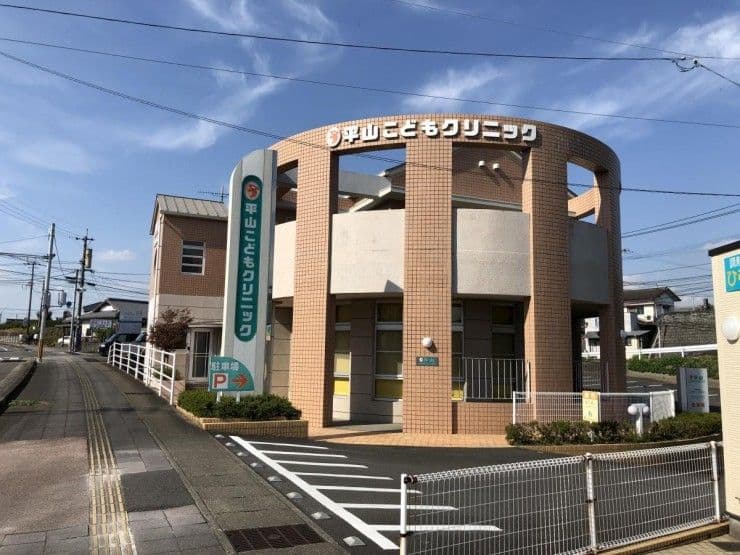 officeMainImageBlurLeft