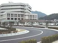 officeMainImageBlurLeft