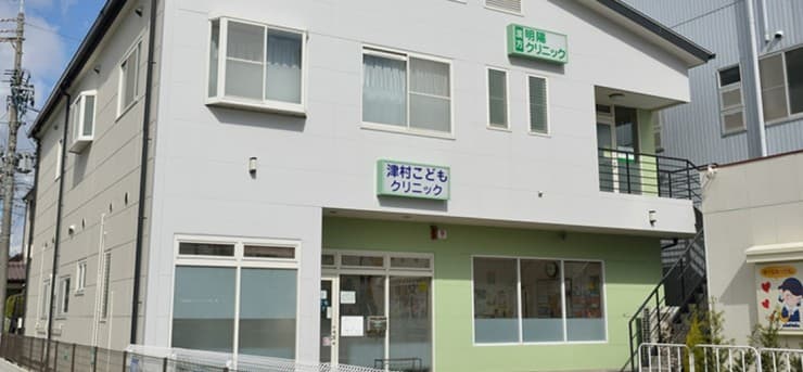 officeMainImageBlurLeft
