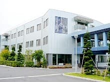 officeMainImageBlurLeft