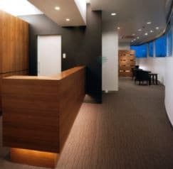 officeMainImageBlurLeft