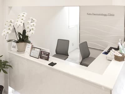 officeMainImageBlurLeft
