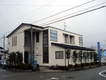 officeMainImageBlurLeft