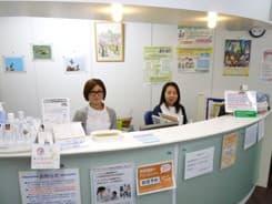 officeMainImageBlurLeft