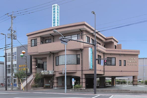 officeMainImageBlurLeft