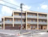 officeMainImageBlurLeft