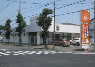 officeMainImageBlurLeft