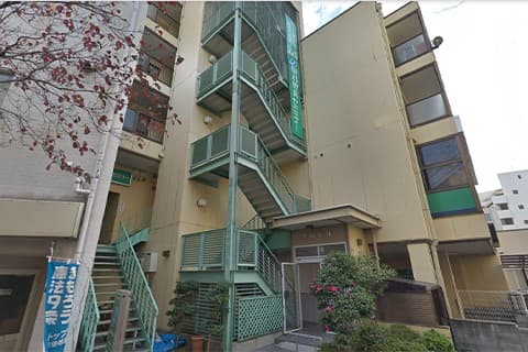officeMainImageBlurLeft