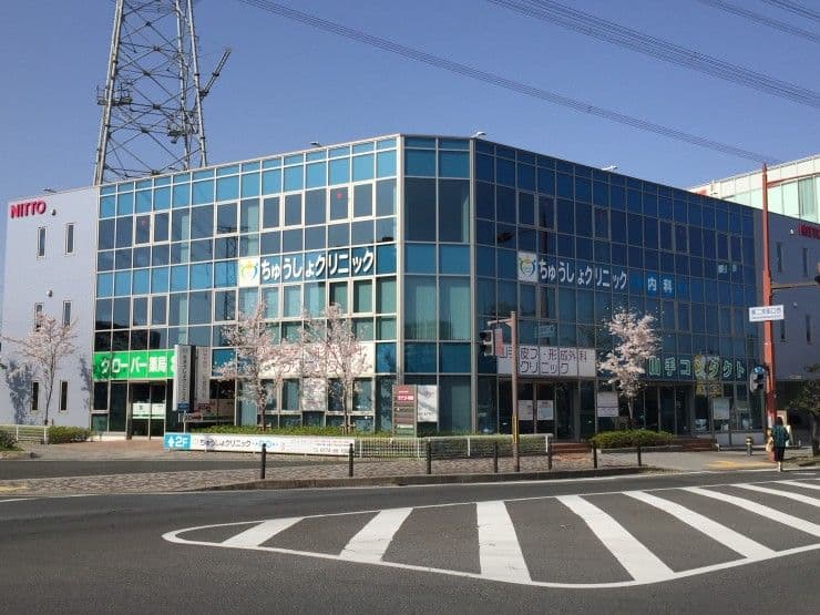 officeMainImageBlurLeft