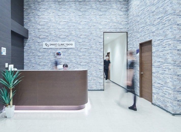 officeMainImageBlurLeft
